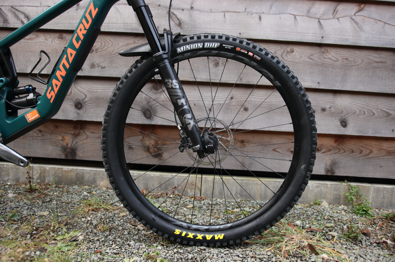 Ex-Demo Bike - Santa Cruz Hightower S Model 23 - Medium - Green-5